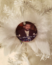 Load image into Gallery viewer, Memorial Ornament with wings